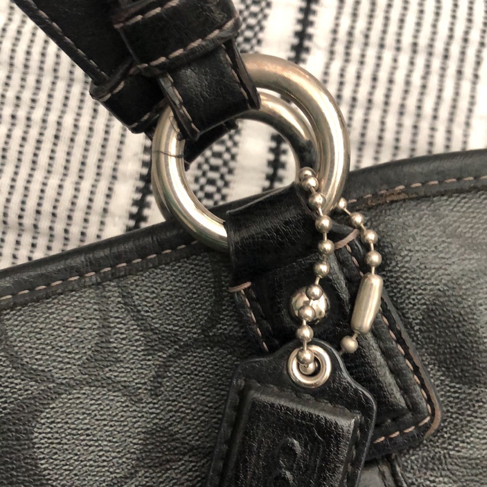 Coach purse - Picture 9 of 16